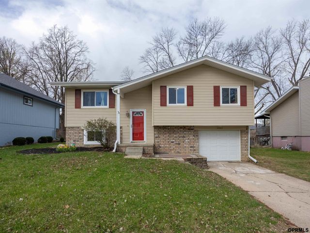 11922 S 34 Street, Bellevue, NE 68123