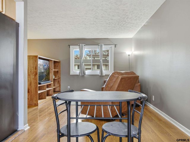 11922 S 34 Street, Bellevue, NE 68123