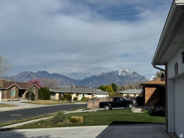 2451 W TANYA AVE, West Jordan, UT 84088