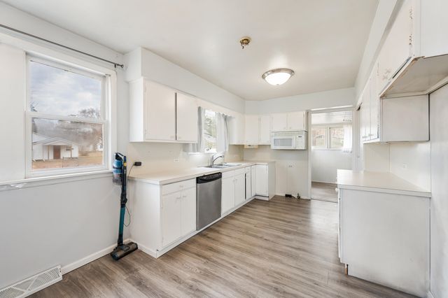 515 Woodward Avenue, Big Rapids, MI 49307