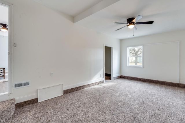 508 W Carlyle St, Wichita, KS 67217