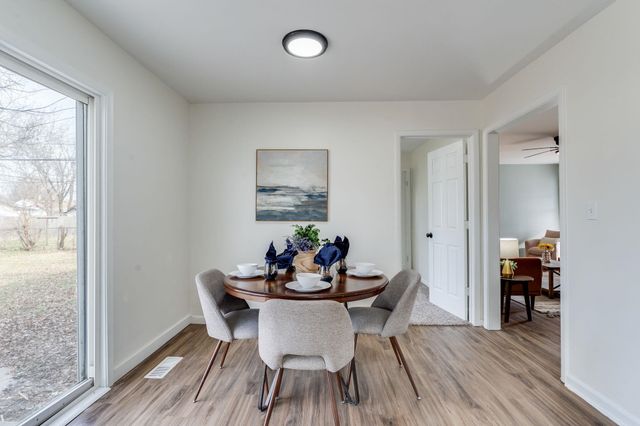 508 W Carlyle St, Wichita, KS 67217