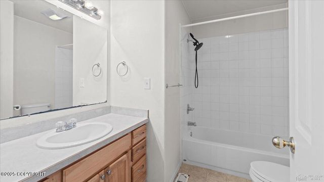 5325 N Ahina Circle, Wasilla, AK 99654
