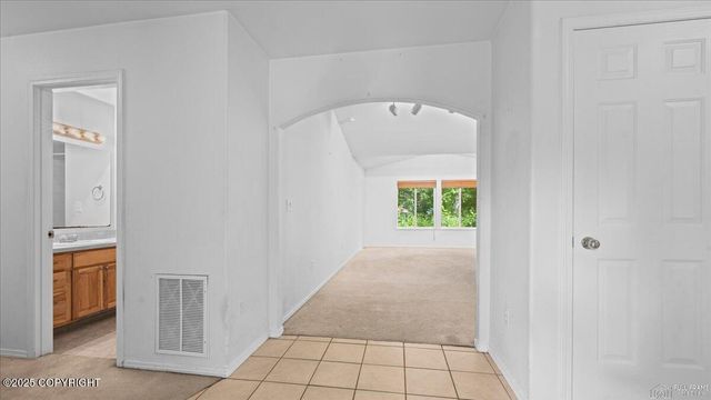 5325 N Ahina Circle, Wasilla, AK 99654
