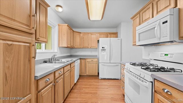 5325 N Ahina Circle, Wasilla, AK 99654