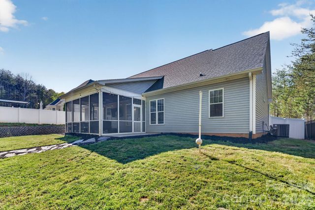15 Emerson Court, Taylorsville, NC 28681