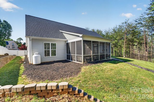 15 Emerson Court, Taylorsville, NC 28681