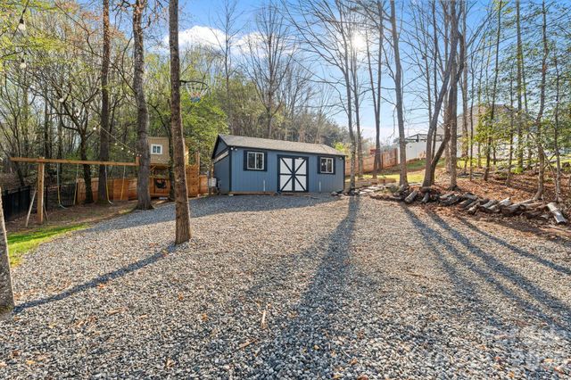 15 Emerson Court, Taylorsville, NC 28681