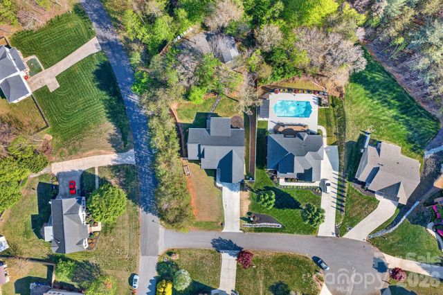 15 Emerson Court, Taylorsville, NC 28681