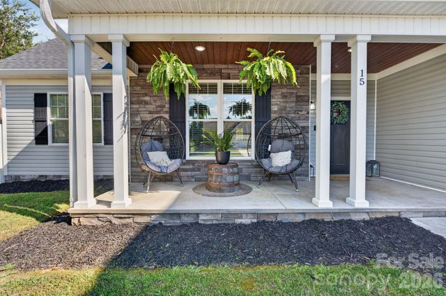 15 Emerson Court, Taylorsville, NC 28681