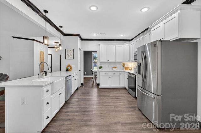 15 Emerson Court, Taylorsville, NC 28681