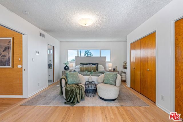 4799 Bonvue Avenue, Los Angeles, CA 90027