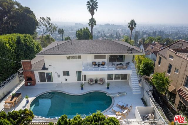 4799 Bonvue Avenue, Los Angeles, CA 90027