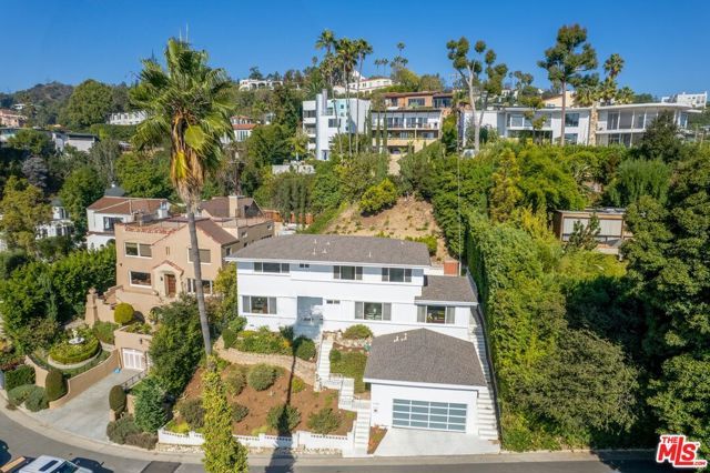 4799 Bonvue Avenue, Los Angeles, CA 90027