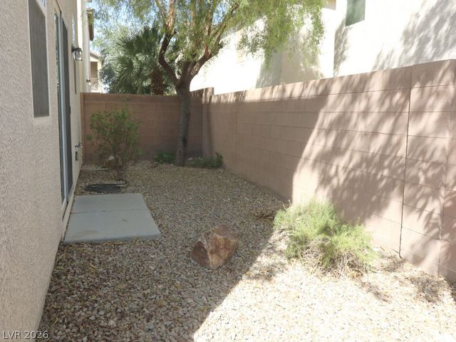 5662 Primrose Peak Court, Las Vegas, NV 89130