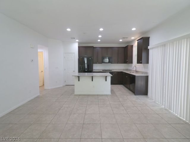 5662 Primrose Peak Court, Las Vegas, NV 89130