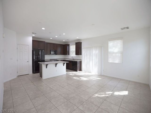 5662 Primrose Peak Court, Las Vegas, NV 89130