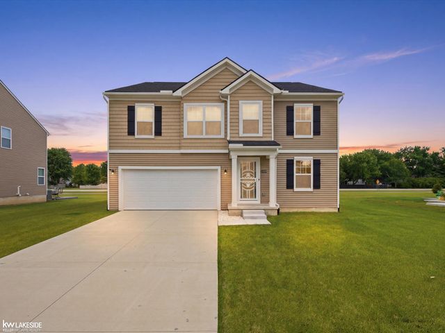 54470 Heron Circle, Chesterfield Twp, MI 48047