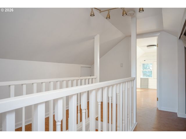 10040 Sw AVERY St, Tualatin, OR 97062