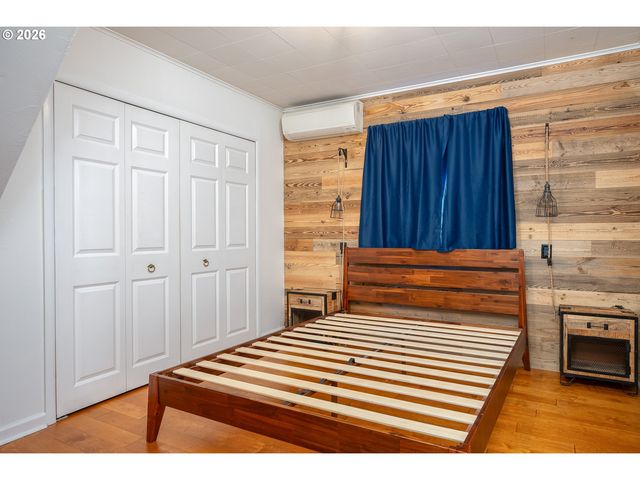 10040 Sw AVERY St, Tualatin, OR 97062