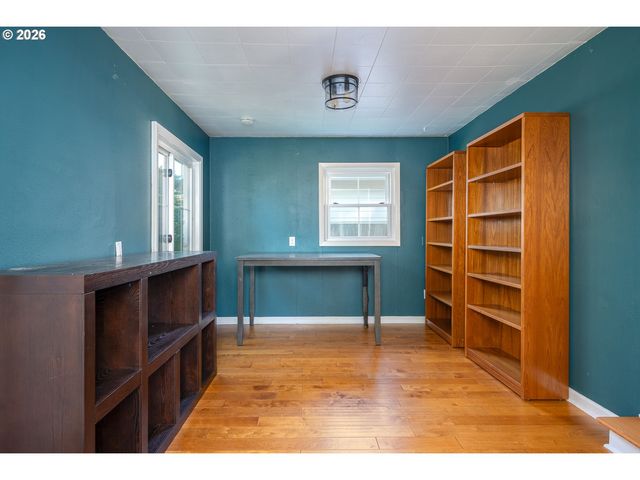 10040 Sw AVERY St, Tualatin, OR 97062