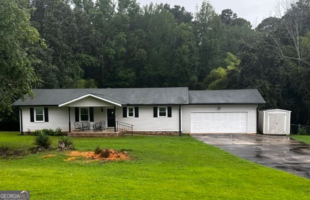 110 Drennan Drive, Fayetteville, GA 30215