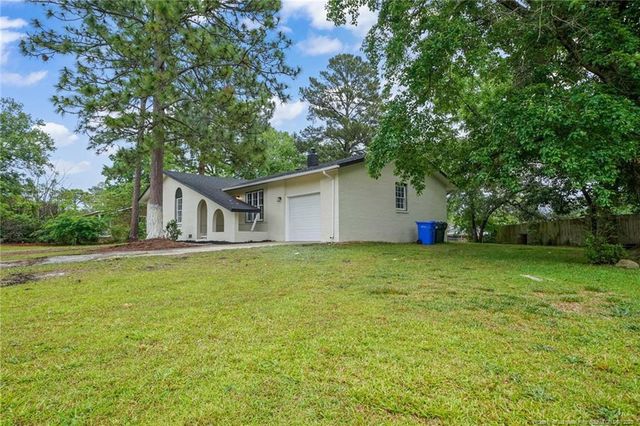 6635 Vaughn Road, Fayetteville, NC 28304