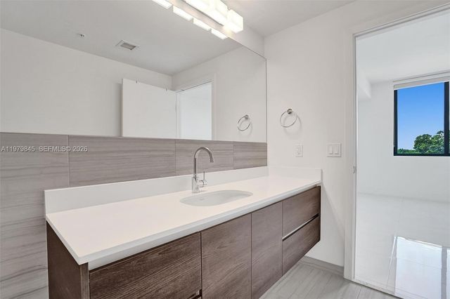 301 Altara Ave 531, Coral Gables, FL 33146