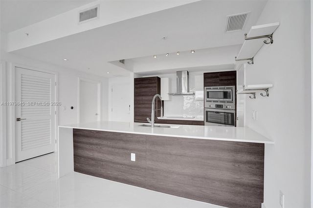 301 Altara Ave 531, Coral Gables, FL 33146