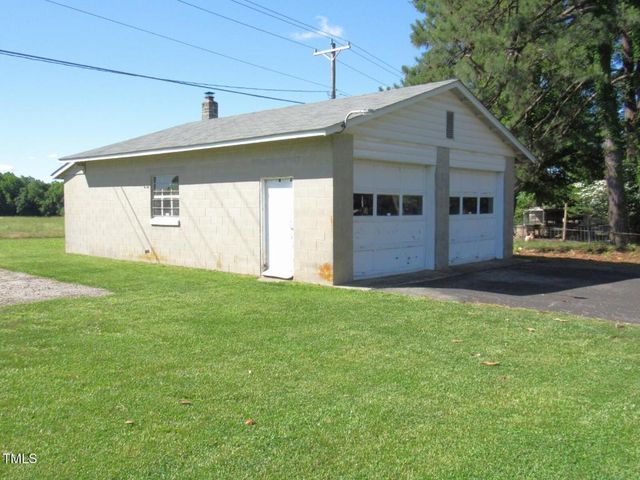 1700 Warrenton Road, Henderson, NC 27537