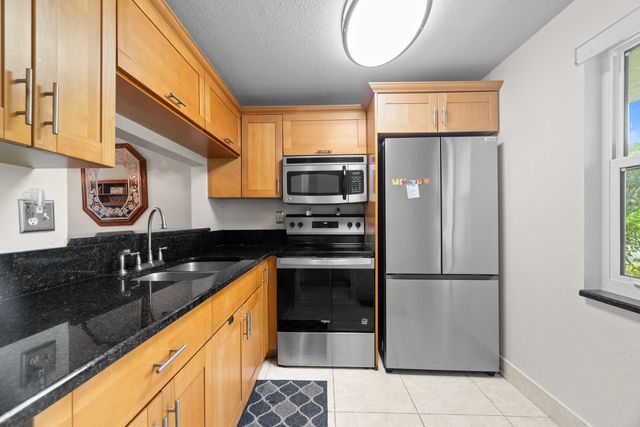 9400 Lime Bay Boulevard 109, Tamarac, FL 33321