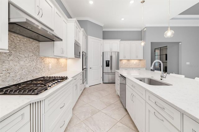 825 SEASCAPE PLACE, Sarasota, FL 34240