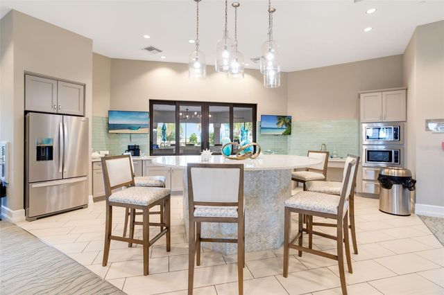 825 SEASCAPE PLACE, Sarasota, FL 34240