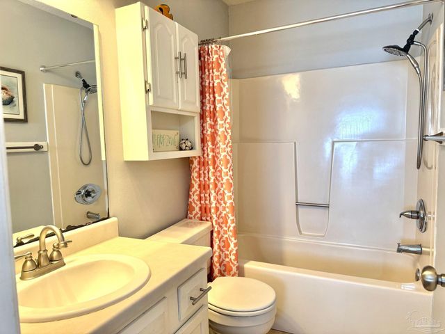 930 West Beach Blvd 205, Gulf Shores, AL 36542