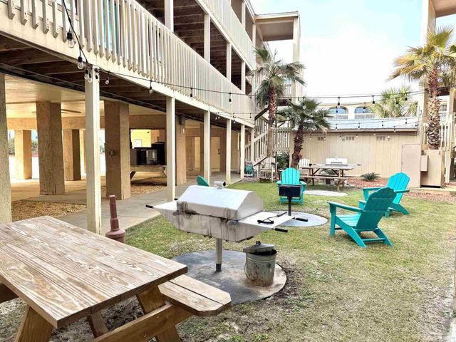 930 West Beach Blvd 205, Gulf Shores, AL 36542