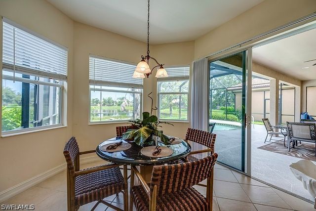 6101 Dogleg DR, Naples, FL 34113