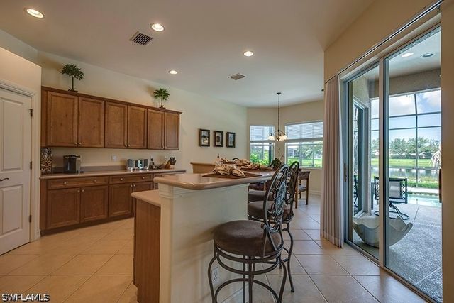 6101 Dogleg DR, Naples, FL 34113