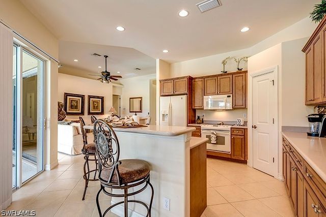 6101 Dogleg DR, Naples, FL 34113