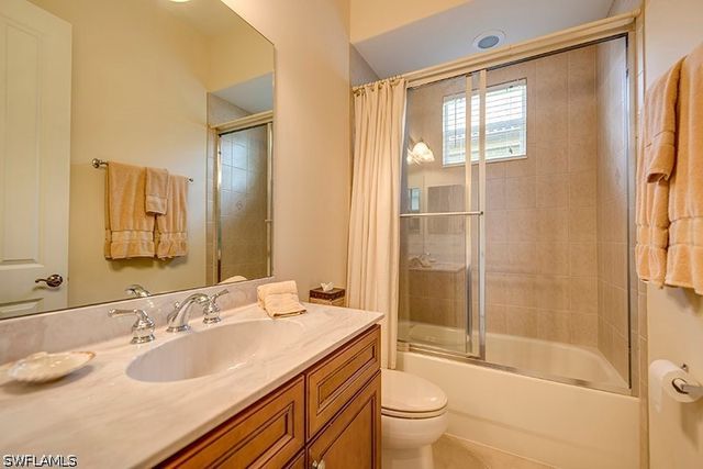 6101 Dogleg DR, Naples, FL 34113