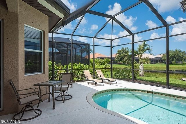 6101 Dogleg DR, Naples, FL 34113
