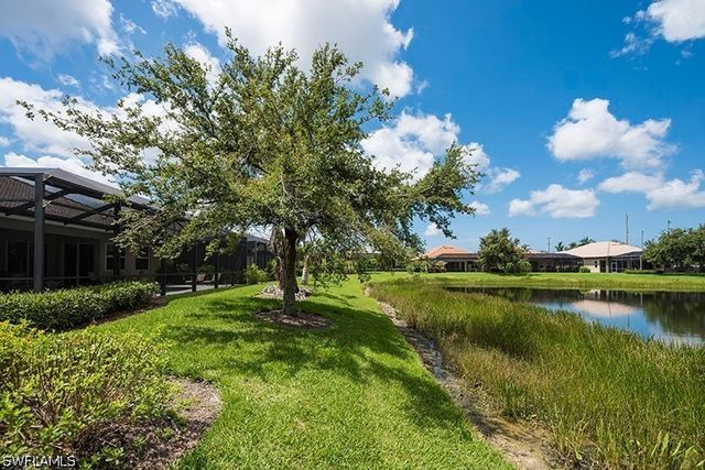 6101 Dogleg DR, Naples, FL 34113