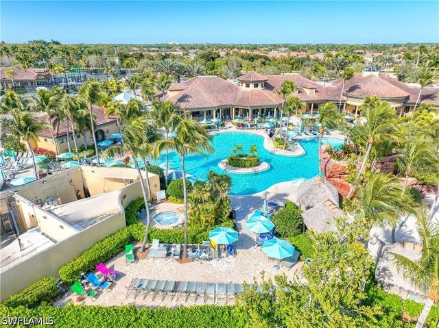 6101 Dogleg DR, Naples, FL 34113