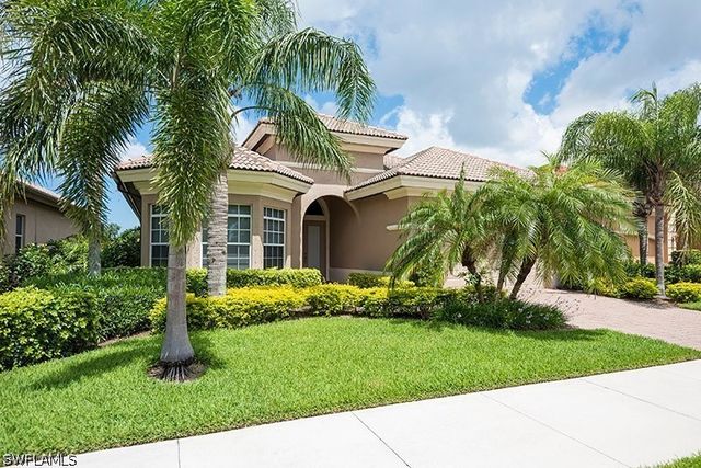 6101 Dogleg DR, Naples, FL 34113