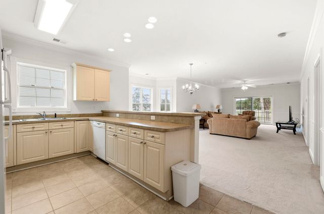 4870 Luster Leaf Cir Apt 201, Myrtle Beach, SC 29577