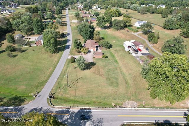 148 Hillcreek Rd, Shepherdsville, KY 40165