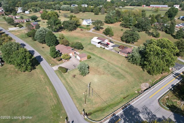 148 Hillcreek Rd, Shepherdsville, KY 40165