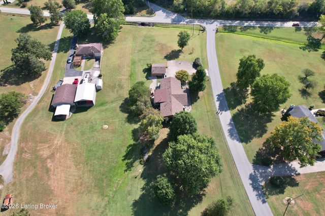 148 Hillcreek Rd, Shepherdsville, KY 40165