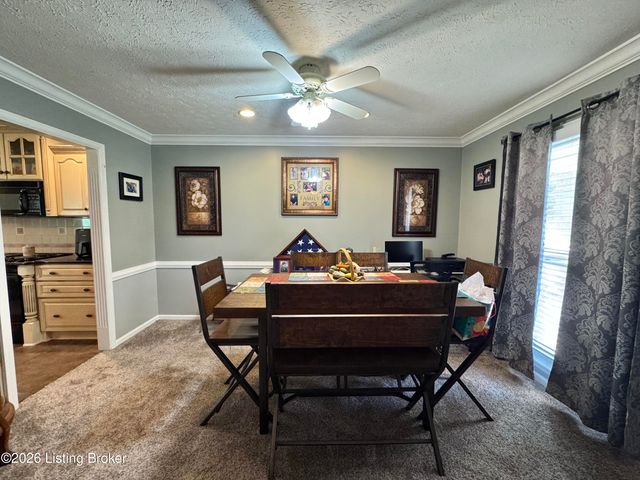 148 Hillcreek Rd, Shepherdsville, KY 40165