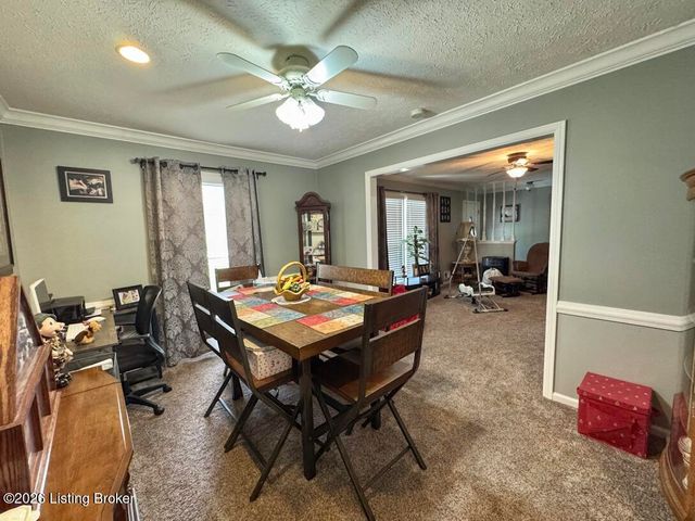 148 Hillcreek Rd, Shepherdsville, KY 40165