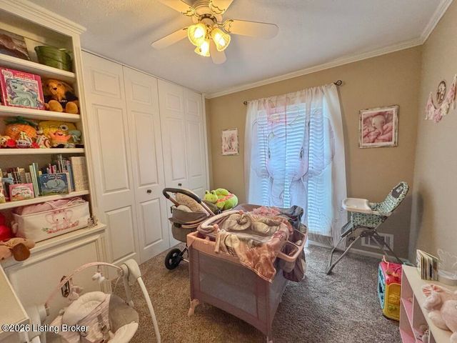 148 Hillcreek Rd, Shepherdsville, KY 40165